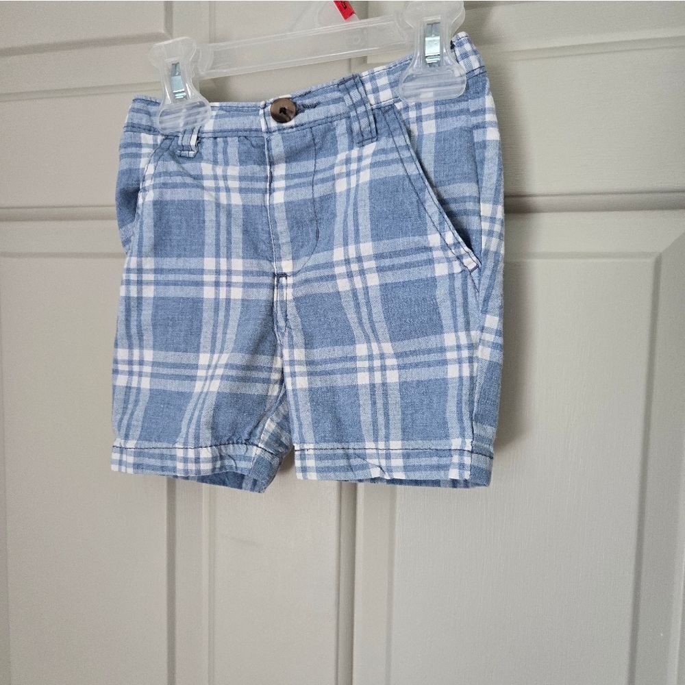 3/$15 Oshkosh B'gosh shorts size 9 m